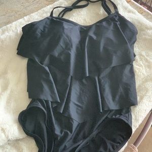 One picture black swimsuit with ruffles